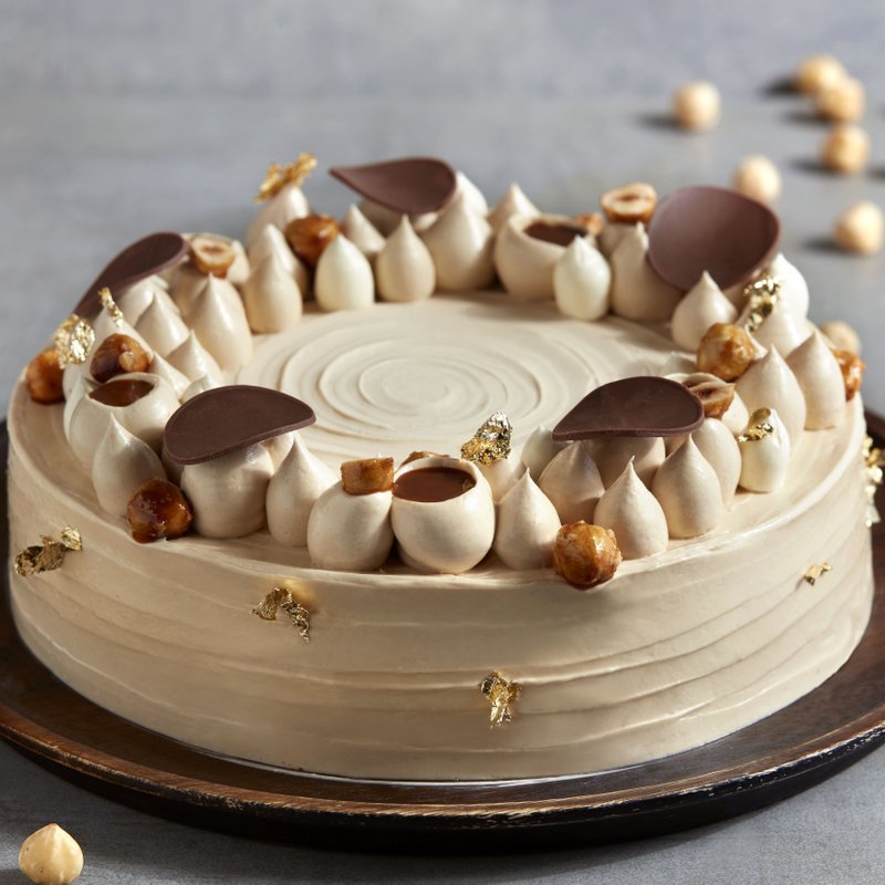 Hazelnut & Praline Cake